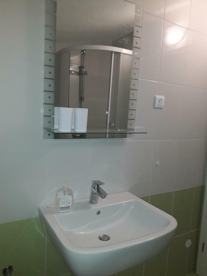 Apartmani Mara I Kata Omis Ngoại thất bức ảnh