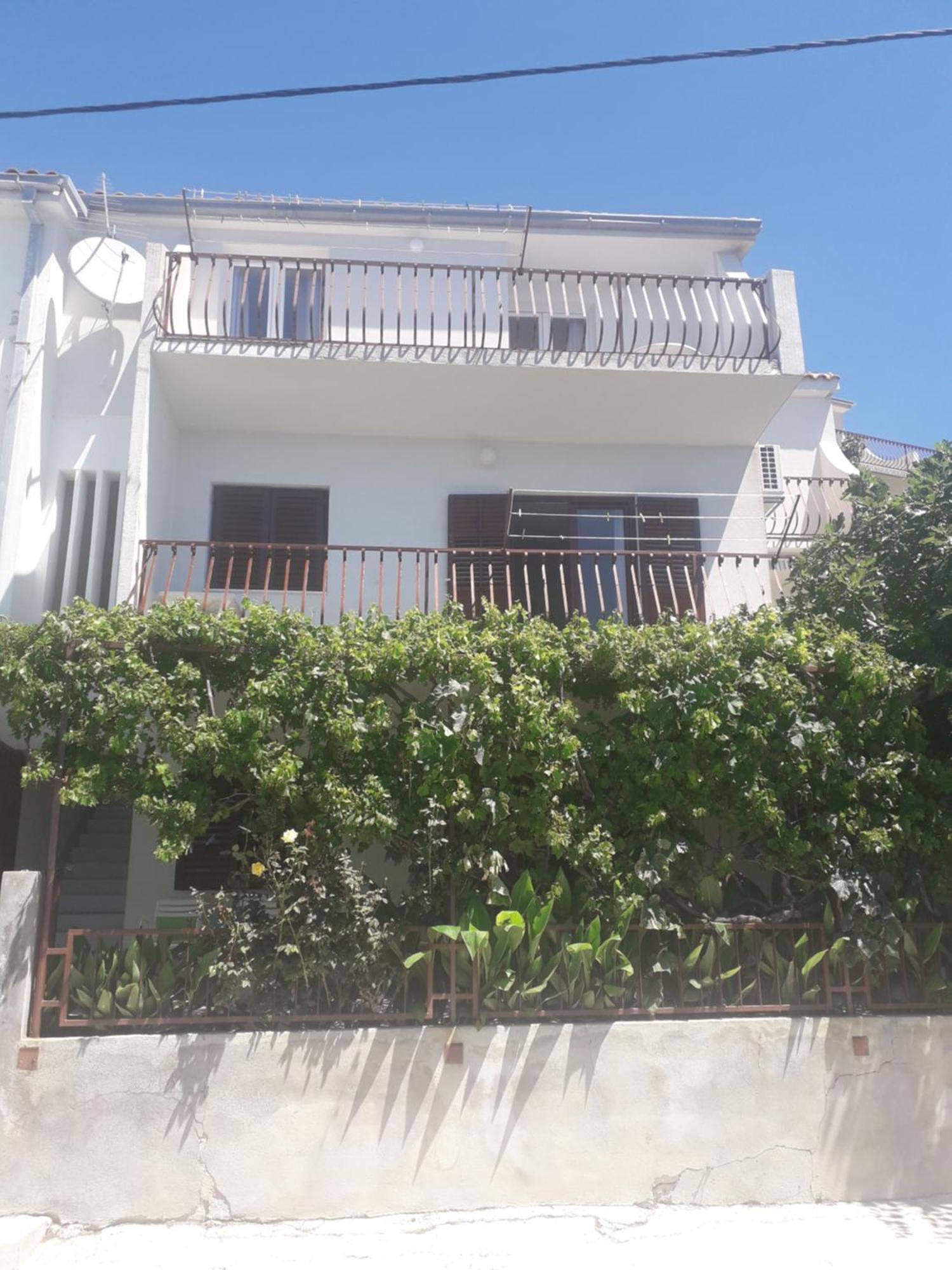 Apartmani Mara I Kata Omis Ngoại thất bức ảnh
