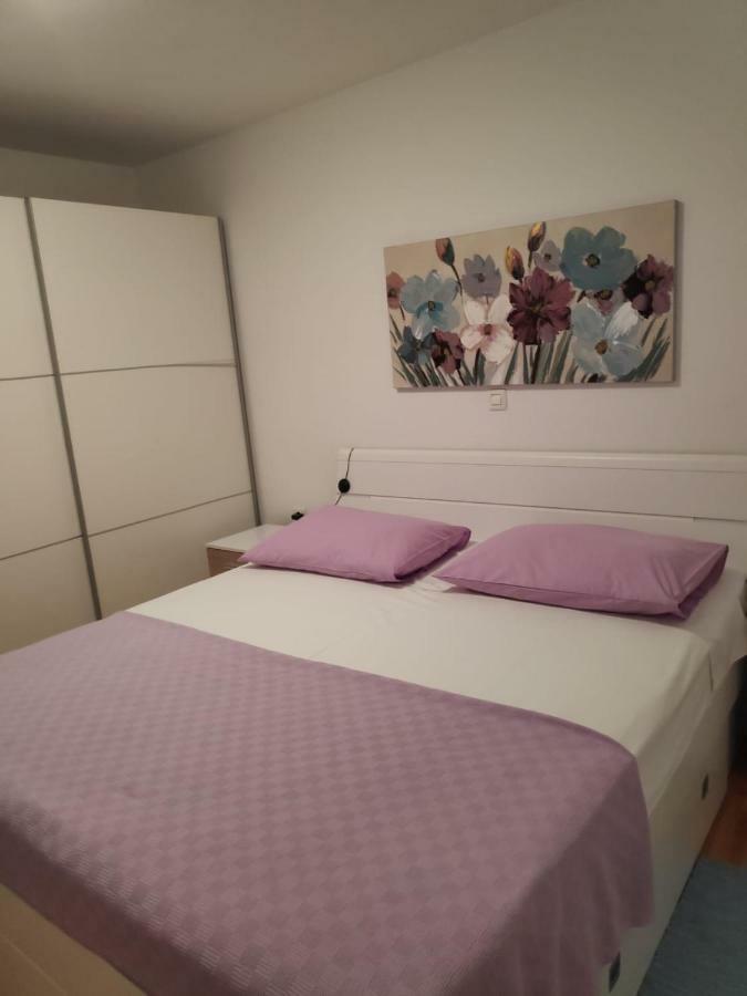 Apartmani Mara I Kata Omis Ngoại thất bức ảnh